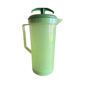 Vintage Green Plastic Sweet Tea/Lemonade Pitcher-2Qt Federal Housewares